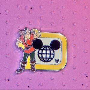 💛Disney 2025 Hidden Disney Wave A Gaston Pin